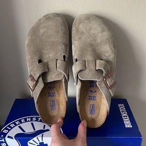 NEW Birkenstock’s Boston Soft Footbed Clog in Taupe Suede Leather!
